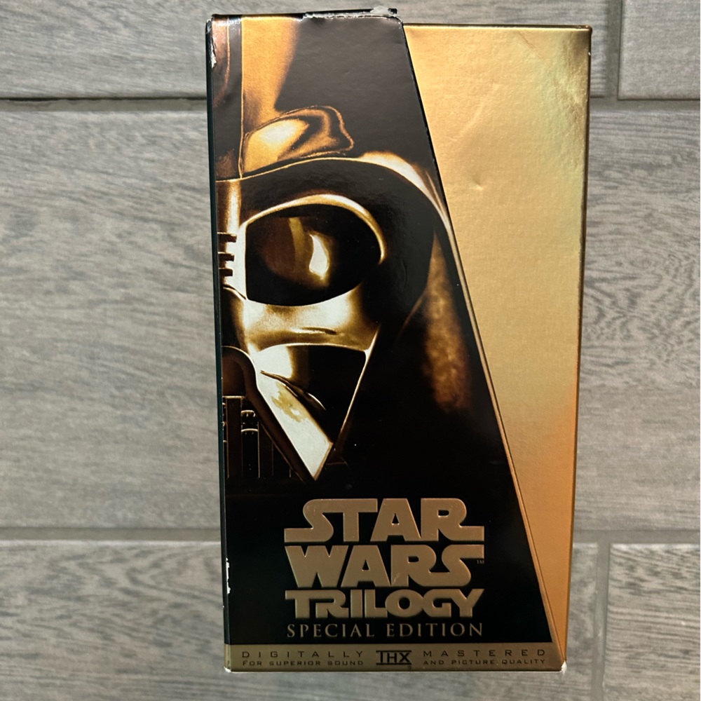 Star Wars Trilogy VHS set gold black collectors item boxed set 3 VHS set Jedi